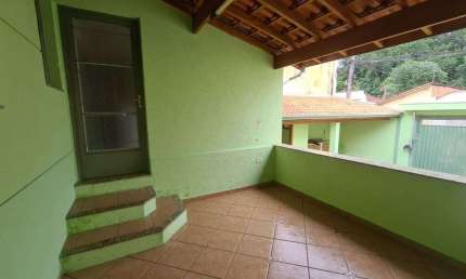 Casa com 2 dormitórios para alugar, 55 m² por R$ 1.799,03 - Centro - Piracicaba/SP