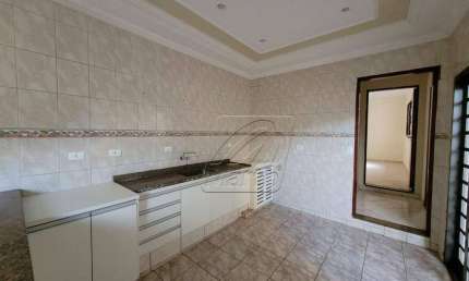 Casa com 2 dormitórios para alugar, 132 m² por R$ 2.500/mês - Vila Rezende - Piracicaba/SP