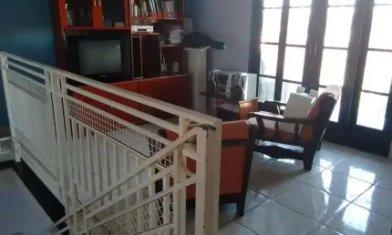 CÓD:3RCA4067 - Casa assobradada com 04 dormitórios - (01 Suíte), 200M² à venda em Jardim Santa Rita de Cássia, Hortolândia, SP