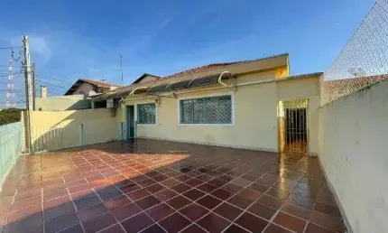 Casa à venda com 3 dormitórios, localizada no vila carminha, em campinas, sp