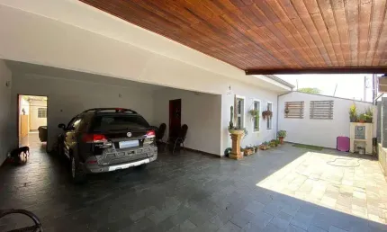 Casa à venda com 4 dormitórios (quartos) sendo 01 deles suíte, no bairro Parque João de Vasconcelos, em Sumaré, SP