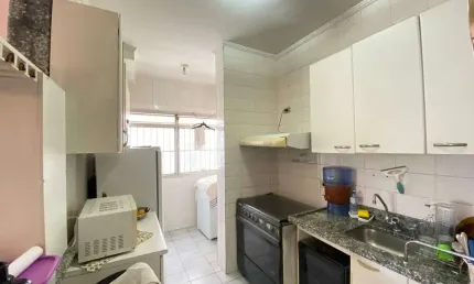 Apartamento à venda com 2 dormitórios sendo 1 suíte, sala para 2 ambientes com sacada. vila industrial, campinas, sp