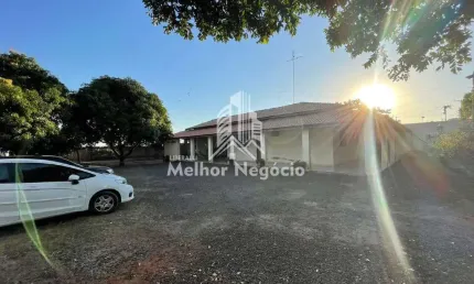 Casa / Chácara com 2 dormitórios à venda em Piracicaba.
