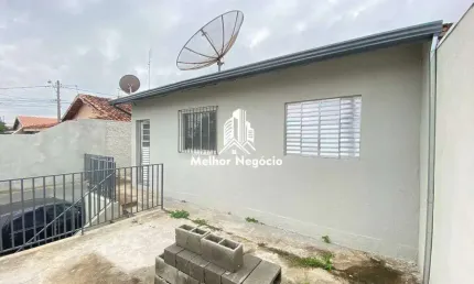 Casa à Venda com 2 dormitórios, reformada, no Conjunto Habitacional Parque Itajaí, em Campinas, SP