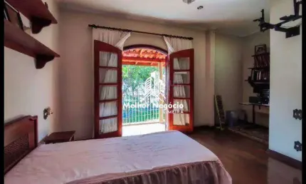 Casa com 3 dormitórios, sendo 1 suíte, à venda em Limeira.