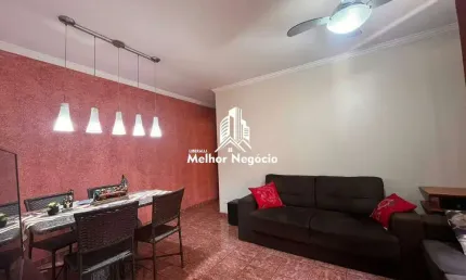 Casa à venda com 03 dormitórios (quartos) sendo 01 deles suíte no bairro Centro em Piracicaba/SP.