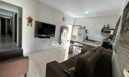 Casa à venda no Bairro Jardim Guimarães, em Limeira, SP. Casa com 3 dormitórios, 1 banheiro e 2 vagas de garagem.