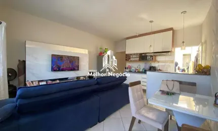 Casa à venda na Cidade Satélite Íris – Campinas, SP Casa com 2 dormitórios, sendo 1 suíte, e 2 vagas de garagem.