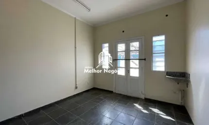 Casa Comercial à venda com 9 salas, no bairro Centro em Campinas-SP.