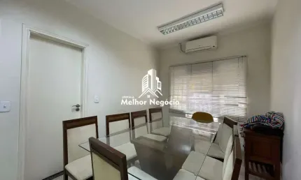 Casa Comercial à venda com 8 salas, no bairro Centro em Campinas-SP.
