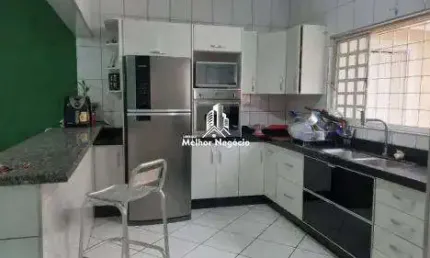 Casa Sobrado com 04 Quartos (1 suíte), à venda no bairro Parque Via Norte em Campinas - SP