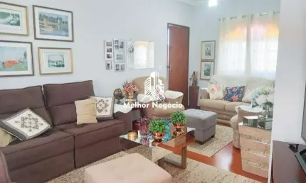 Casa à venda com 2 quartos, 1 suíte, localizada no bairro Santa Maria, em Americana, SP