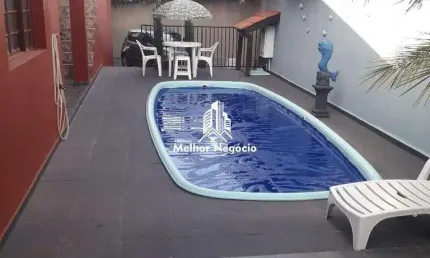 Casa com 3 dormitórios, sendo 2 suítes com piscina em americana