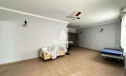 Casa com 03 dormitórios (01 suíte) à venda no bairro Piracicamirim, Piracicaba - SP
