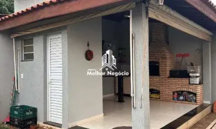 Casa à venda no Bairro Parque Bandeirantes, Sumaré - SP Casa com 2 dormitórios, sendo 1 suíte, 2 banheiros e 6 vagas de garagem.