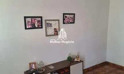 Casa à venda no Jardim Perseu Leite de Barros, Campinas, SP Casa com 3 dormitórios, 2 banheiros e 1 vaga de garagem.