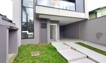 Casa com 3 quartos à venda na Rua João Macedo de Souza, 90, São Lourenço, Curitiba por R$ 1.290.000