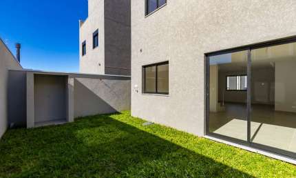 Casa em condomínio fechado com 4 quartos à venda na Rua Tucun, 26, Uberaba, Curitiba por R$ 749.000
