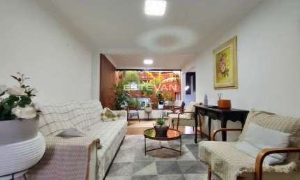 Casa com 3 quartos para alugar na Capistrano de Abreu, 400, Campo Pequeno, Colombo por R$ 2.600