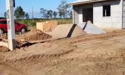 Casa com 2 quartos à venda na Rodovia Evádio Paulo Broering, Passagem de Maciambú (Ens Brito), Palhoça