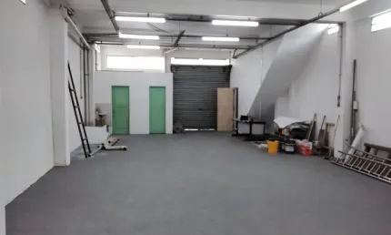 GALPÃO  REFORMADO 370 m² | Piso superior com 2 apartamentos, Vila Nair, São Paulo, SP.