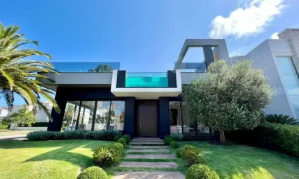 Casa em condomínio fechado com 4 quartos à venda na Avenida Venâncio Aíres, 113, Capão Novo, Capão da Canoa por R$ 7.200.000