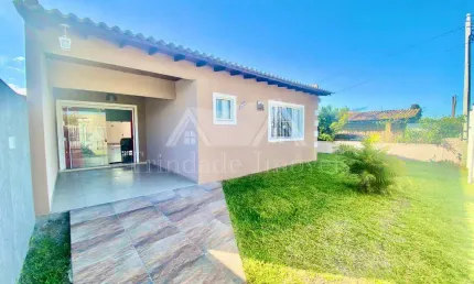 Casa com 3 quartos à venda na Avenida Paraguassu, 198, Centro, Capão da Canoa por R$ 470.000