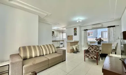 Apartamento com 2 quartos à venda na Flavio Boianoviski, Capão Novo, Capão da Canoa por R$ 685.000