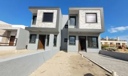 Casa com 4 quartos à venda na RUA ORQUIDEAS, 567, Capão Novo, Capão da Canoa por R$ 650.000