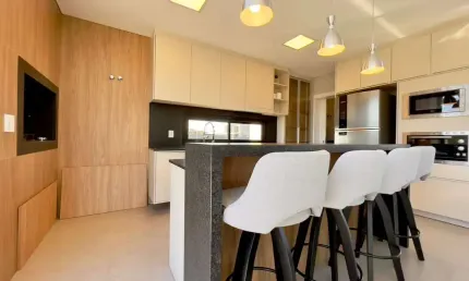 Casa em condomínio fechado com 4 quartos à venda na Rua Andira, Navegantes, Capão da Canoa por R$ 2.490.000