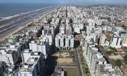 Apartamento com 2 quartos à venda na Rua Andira, Zona Nova, Capão da Canoa por R$ 750.000