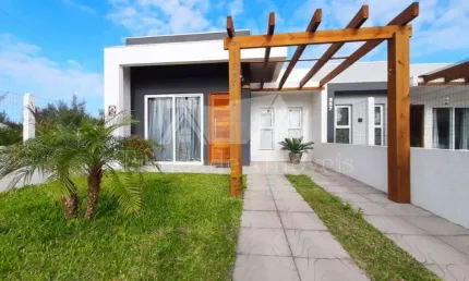 Casa com 2 quartos à venda na Rua dos Crisantemos, sn, Centro, Capão da Canoa por R$ 485.000