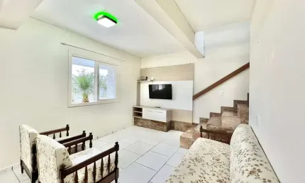 Casa com 4 quartos à venda na village, Capão Novo, Capão da Canoa por R$ 650.000
