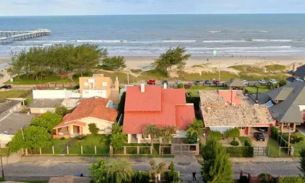 Casa com 3 quartos à venda na Rua Rio Jacuí, 123, Centro, Xangri-Lá por R$ 2.250.000
