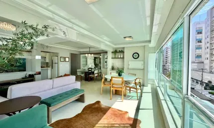 Apartamento com 3 quartos à venda na Rua Tupanciretã, 200, Capão Novo, Capão da Canoa por R$ 1.590.000