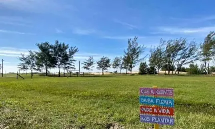 Terreno à venda na rua das tulipas, 097, Capão Novo, Capão da Canoa por R$ 170.000