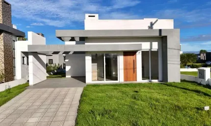 Casa em condomínio fechado com 3 quartos à venda na Rua Onório Germano, 2005, Zona Nova, Capão da Canoa por R$ 990.000
