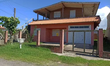 Casa com 3 quartos à venda na Av. Interbalneários, 106, Santo Antonio, Capão da Canoa por R$ 480.000