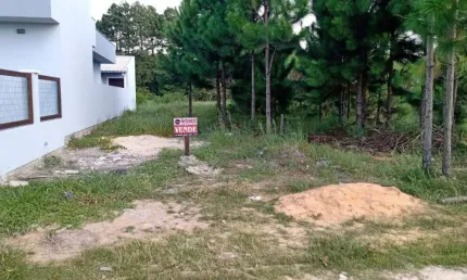 Terreno à venda na Rua Tiaraju, sn, Guarani, Capão da Canoa por R$ 90.000