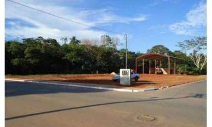 Terreno à venda na Avenida Presidente Eurico Gaspar Dutra, 1, Centro, Poconé