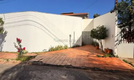 Vende sobrado residencial ou comercial na morada do ouro