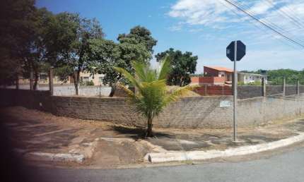Terreno à venda na Rua Gavião, sn, Recanto dos Pássaros, Cuiabá