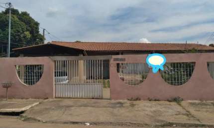 Casa com 3 quartos à venda na Travessa Bodoquena, 1, Planalto, Cuiabá, 80 m2 por R$ 265.000