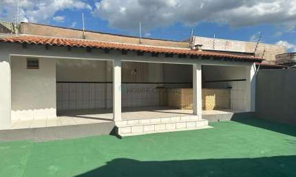 Casa com 2 quartos à venda na Rua Oitis Silvestres, 1, Jardim dos Ipês, Cuiabá