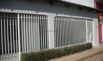 Casa com 3 quartos à venda na Rua Canário, 35, Cohab Santa Isabel, Várzea Grande, 180 m2 por R$ 370.000
