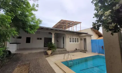 Casa com 3 quartos à venda na Rua Torino, 353, Jardim Itália, Cuiabá