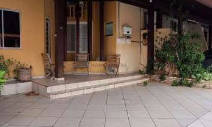 Casa com 2 quartos à venda na Avenida João Eugênio Gonçalves Pinheiro, 291 315, Araés, Cuiabá, 116 m2 por R$ 450.000