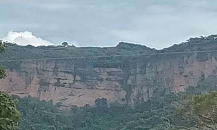 fazendinha bruta com 93 hectares sem benfeitoria nenhuma somente a terra com cer