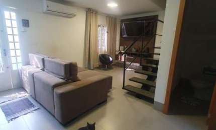 Casa em condomínio fechado com 3 quartos à venda na Rua C, 67, Capão de Fora, Cuiabá, 100 m2 por R$ 470.000