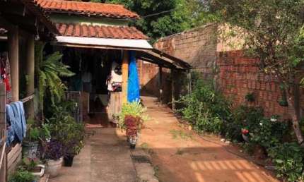 Terreno comercial à venda na Avenida Trinta e Um de Março, 12, Cristo Rei, Várzea Grande por R$ 850.000